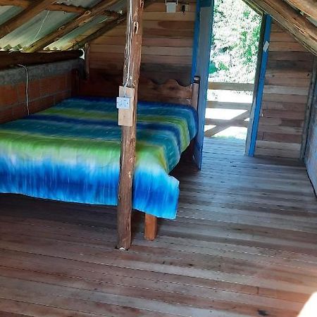 Hôtel Chalé Camping Luz à Sapopema Extérieur photo